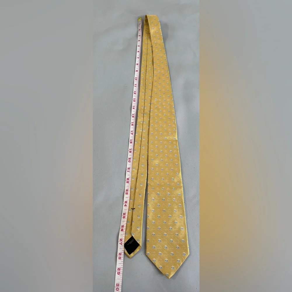 Brooks Brothers  Men’s Yellow Silk Tie NWT‎ !